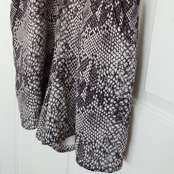 Tokito python print romper (size 8 AUS, size S US) - Picture 10 of 15